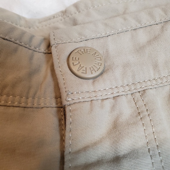 THE NORTH FACE MEN'S BEIGE SHORT SIZE 36 - Picture 3 of 8